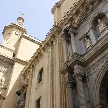 Taracea Plaza Nueva Granada